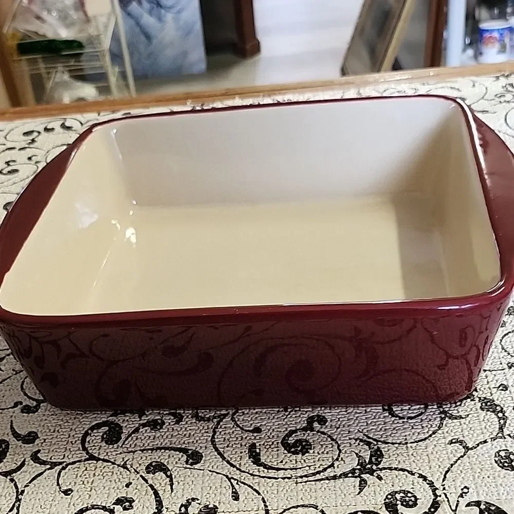 Home and Garden Party Baking Dish